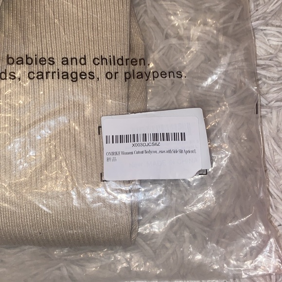 Cutout Body-con Side Slit Dress - Picture 4 of 5